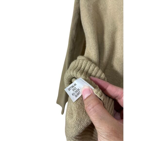 Vintage Banana Republic Fine Italian Merino Wool Blend Tan Turtleneck Sweater Si - Picture 7 of 7